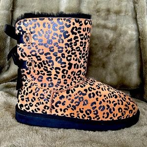 UGG Big Kids Bailey Bow